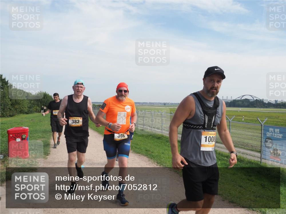 08.09.2024 - Airport Race Miley Keyser http://msf.ph/oto/7052812 08.09.2024 12:34:54 Laufen 137, 382, 388, 1008, 1000 meine-sportfotos.de