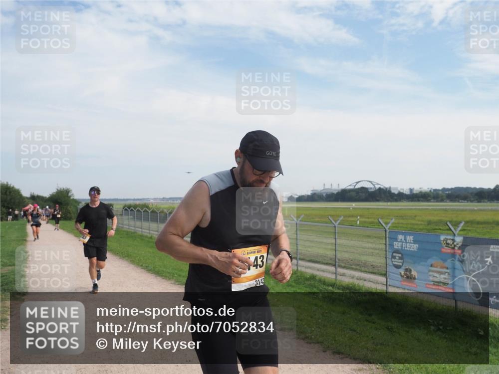 08.09.2024 - Airport Race Miley Keyser http://msf.ph/oto/7052834 08.09.2024 12:35:01 Laufen 43, 3143 meine-sportfotos.de