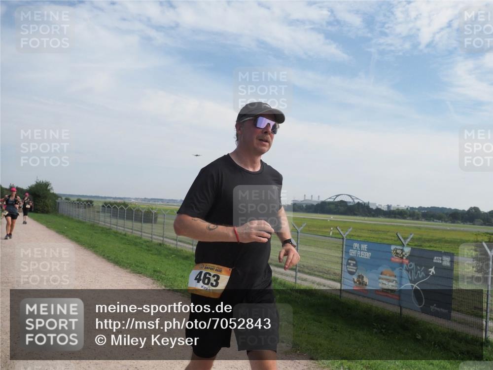 08.09.2024 - Airport Race Miley Keyser http://msf.ph/oto/7052843 08.09.2024 12:35:03 Laufen 463 meine-sportfotos.de