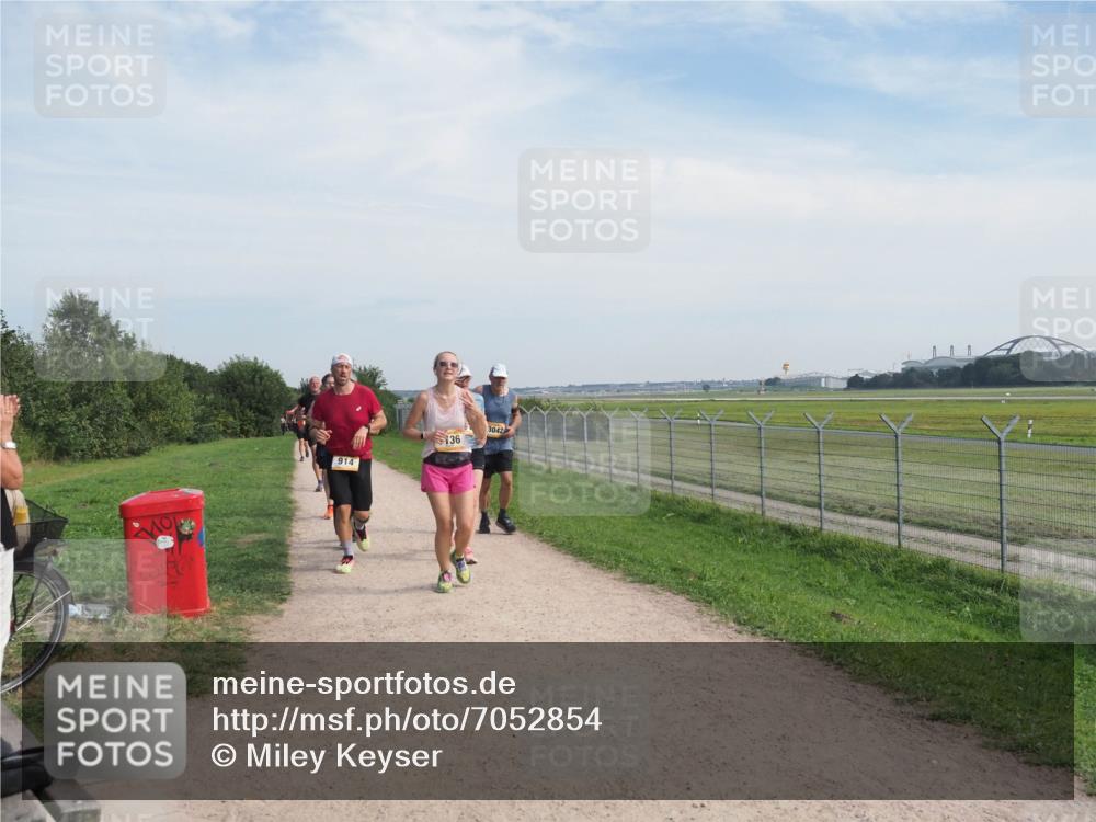 08.09.2024 - Airport Race Miley Keyser http://msf.ph/oto/7052854 08.09.2024 12:35:17 Laufen 914, 3042, 136 meine-sportfotos.de