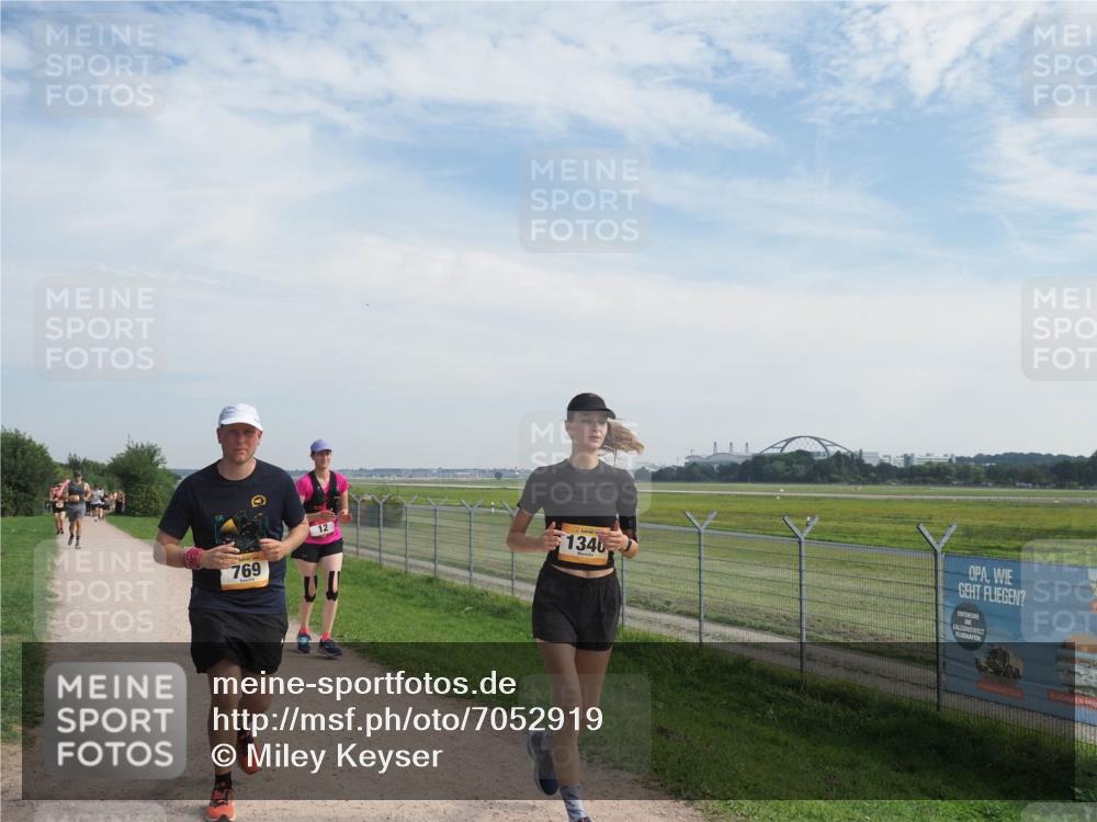 08.09.2024 - Airport Race Miley Keyser http://msf.ph/oto/7052919 08.09.2024 12:35:51 Laufen 769, 12, 1340 meine-sportfotos.de