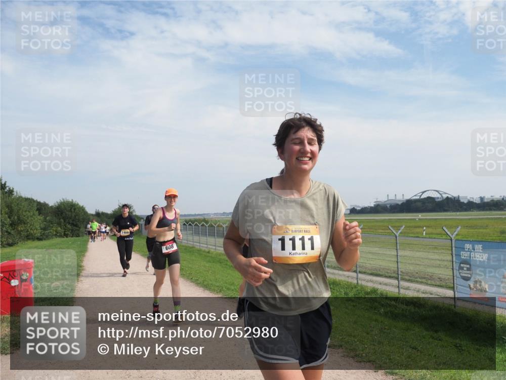 08.09.2024 - Airport Race Miley Keyser http://msf.ph/oto/7052980 08.09.2024 12:36:18 Laufen 1466, 608, 1111 meine-sportfotos.de