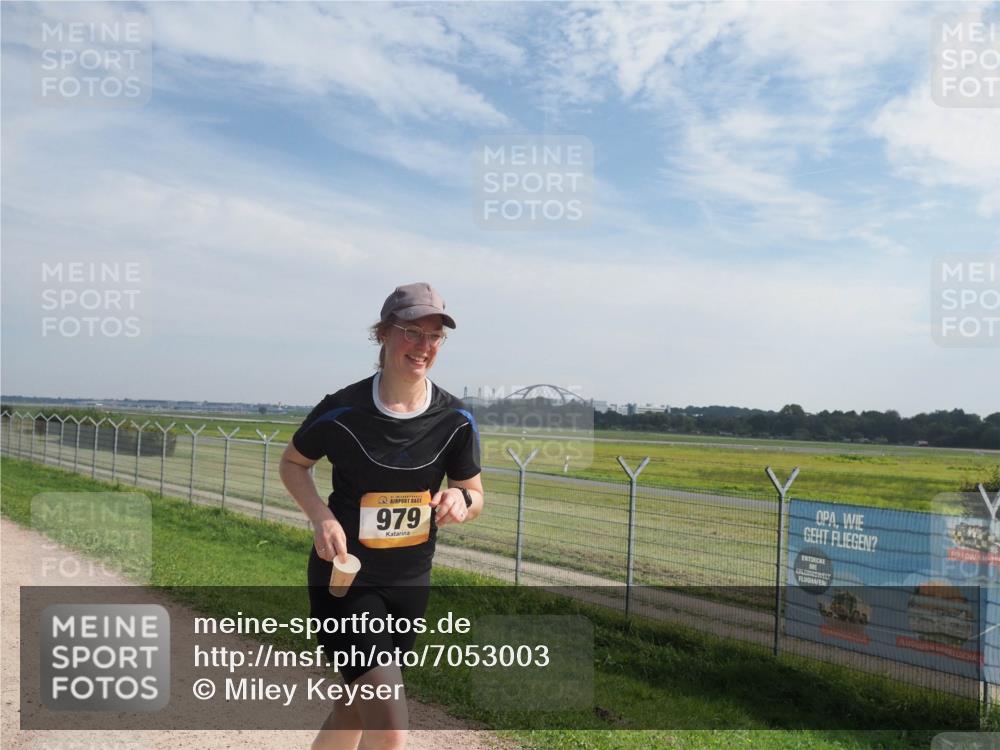 08.09.2024 - Airport Race Miley Keyser http://msf.ph/oto/7053003 08.09.2024 12:36:38 Laufen 979 meine-sportfotos.de