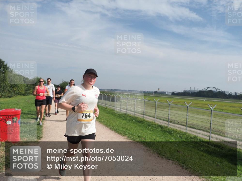 08.09.2024 - Airport Race Miley Keyser http://msf.ph/oto/7053024 08.09.2024 12:36:46 Laufen 764 meine-sportfotos.de