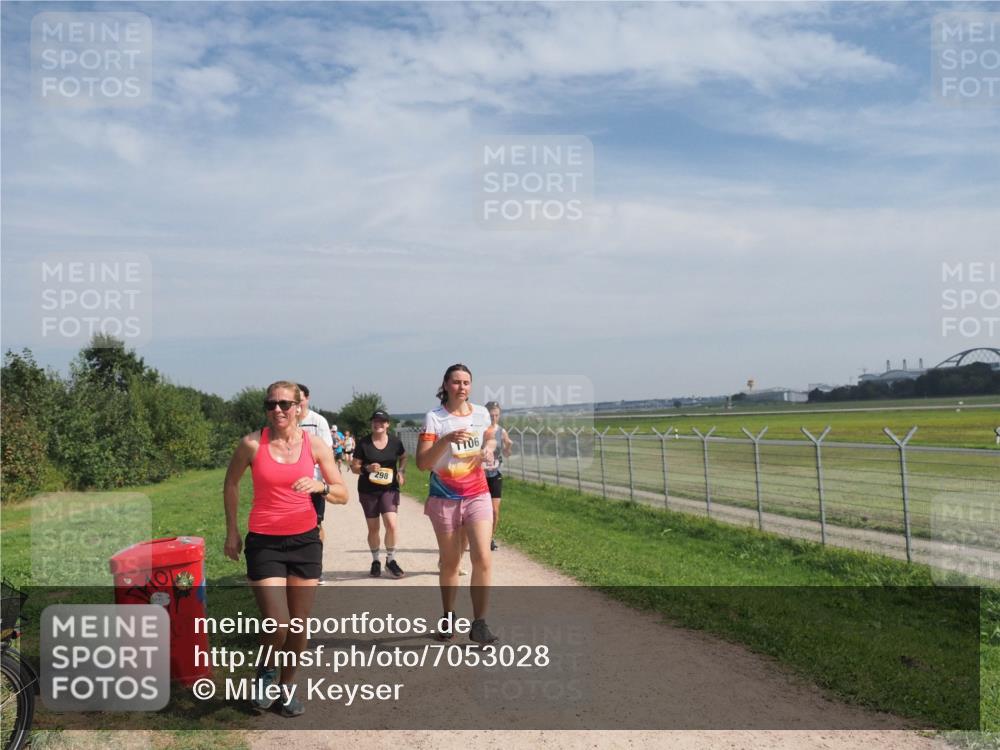 08.09.2024 - Airport Race Miley Keyser http://msf.ph/oto/7053028 08.09.2024 12:36:48 Laufen 298, 106 meine-sportfotos.de