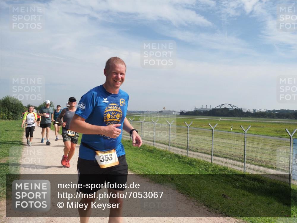 08.09.2024 - Airport Race Miley Keyser http://msf.ph/oto/7053067 08.09.2024 12:36:58 Laufen 533, 325, 353 meine-sportfotos.de