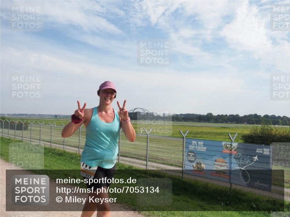 08.09.2024 - Airport Race Miley Keyser http://msf.ph/oto/7053134 08.09.2024 12:37:25 Laufen 717 meine-sportfotos.de