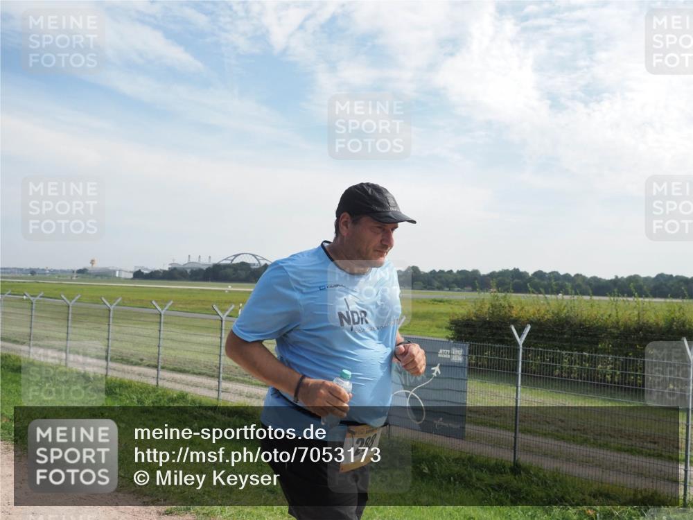 08.09.2024 - Airport Race Miley Keyser http://msf.ph/oto/7053173 08.09.2024 12:37:41 Laufen 17, 288 meine-sportfotos.de