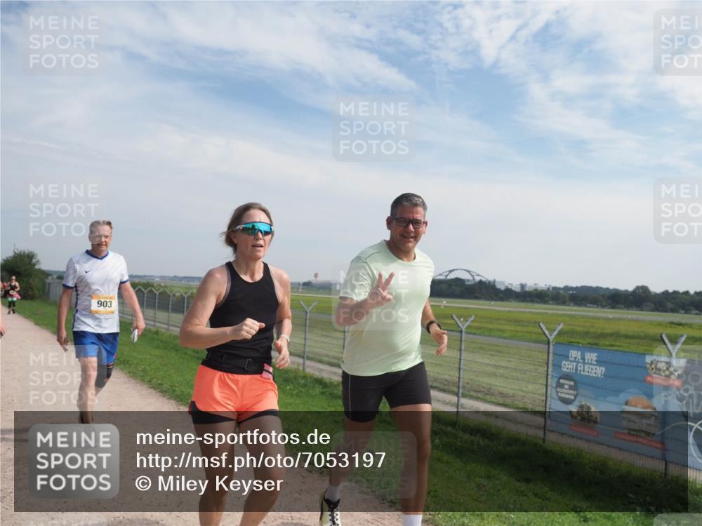 08.09.2024 - Airport Race Miley Keyser http://msf.ph/oto/7053197 08.09.2024 12:37:52 Laufen 903 meine-sportfotos.de