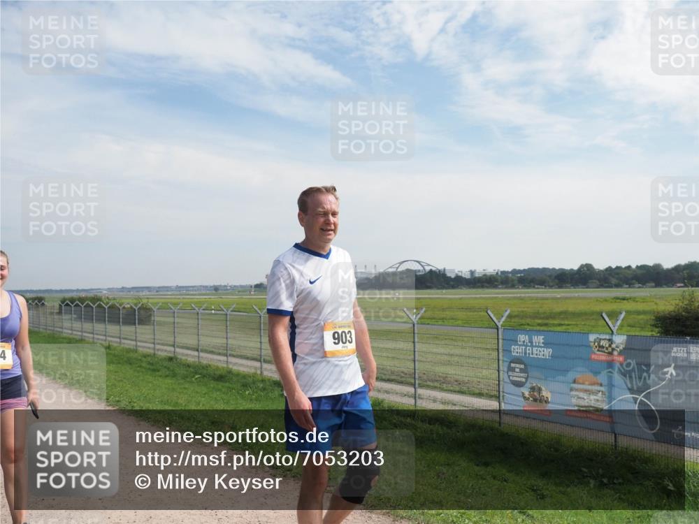 08.09.2024 - Airport Race Miley Keyser http://msf.ph/oto/7053203 08.09.2024 12:37:55 Laufen 4, 903 meine-sportfotos.de