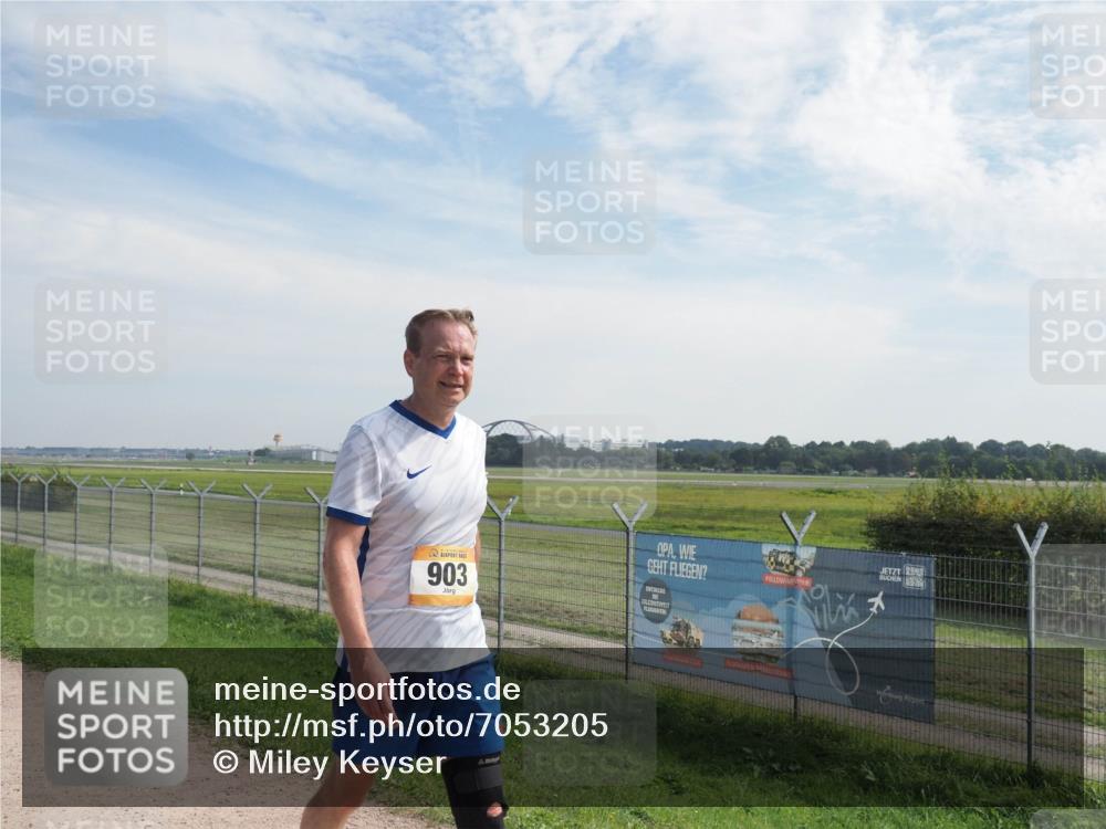 08.09.2024 - Airport Race Miley Keyser http://msf.ph/oto/7053205 08.09.2024 12:37:55 Laufen 903 meine-sportfotos.de