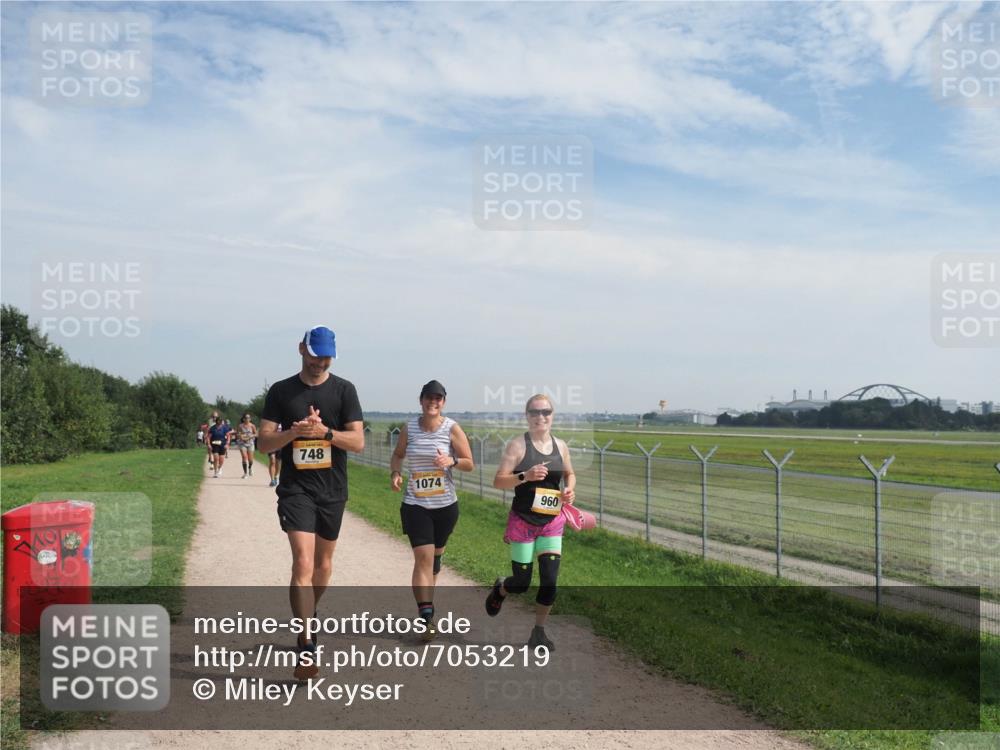 08.09.2024 - Airport Race Miley Keyser http://msf.ph/oto/7053219 08.09.2024 12:38:03 Laufen 748, 1074, 960 meine-sportfotos.de