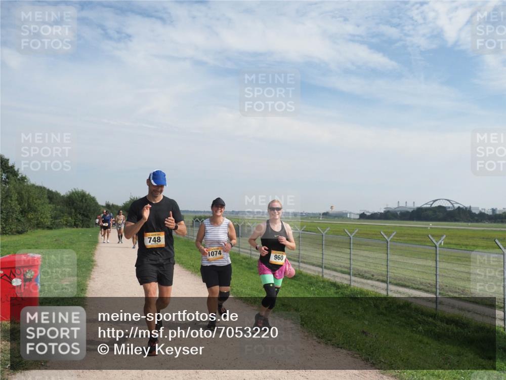 08.09.2024 - Airport Race Miley Keyser http://msf.ph/oto/7053220 08.09.2024 12:38:03 Laufen 748, 1074, 960 meine-sportfotos.de