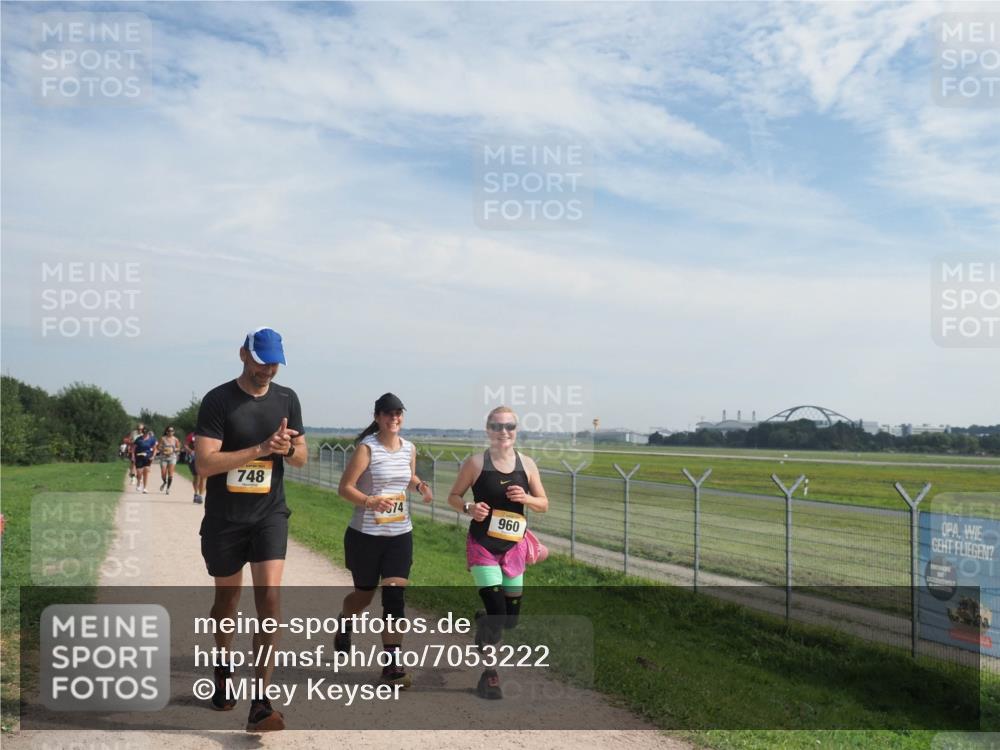 08.09.2024 - Airport Race Miley Keyser http://msf.ph/oto/7053222 08.09.2024 12:38:03 Laufen 748, 74, 960 meine-sportfotos.de