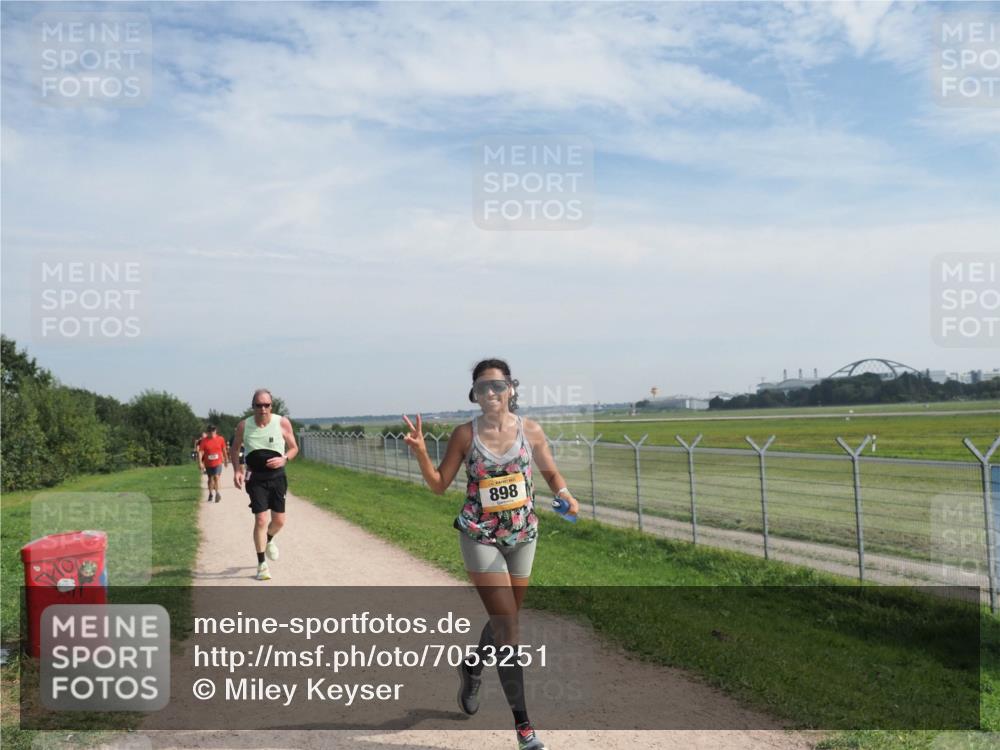 08.09.2024 - Airport Race Miley Keyser http://msf.ph/oto/7053251 08.09.2024 12:38:13 Laufen 898 meine-sportfotos.de
