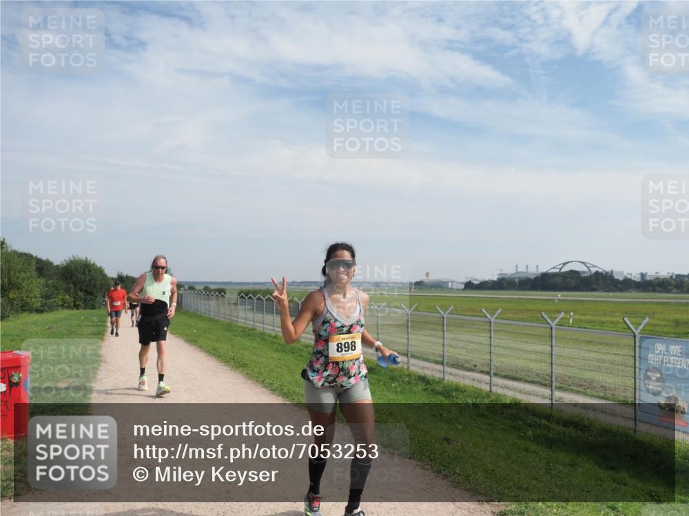 08.09.2024 - Airport Race Miley Keyser http://msf.ph/oto/7053253 08.09.2024 12:38:13 Laufen 898 meine-sportfotos.de