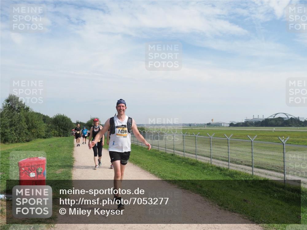 08.09.2024 - Airport Race Miley Keyser http://msf.ph/oto/7053277 08.09.2024 12:38:24 Laufen 1039, 1039 meine-sportfotos.de