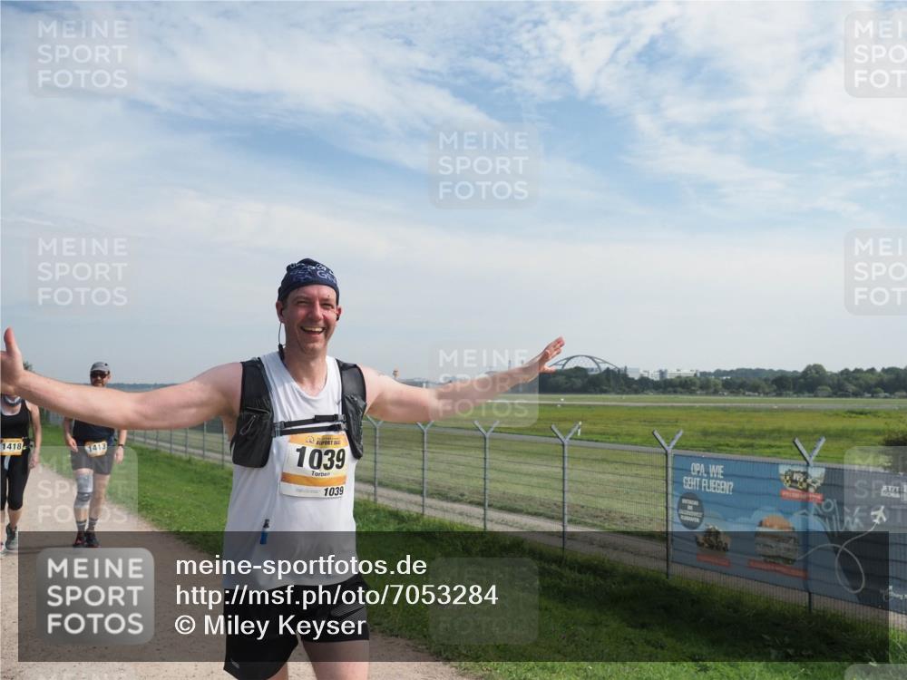 08.09.2024 - Airport Race Miley Keyser http://msf.ph/oto/7053284 08.09.2024 12:38:25 Laufen 1418, 1413, 1039, 1039 meine-sportfotos.de