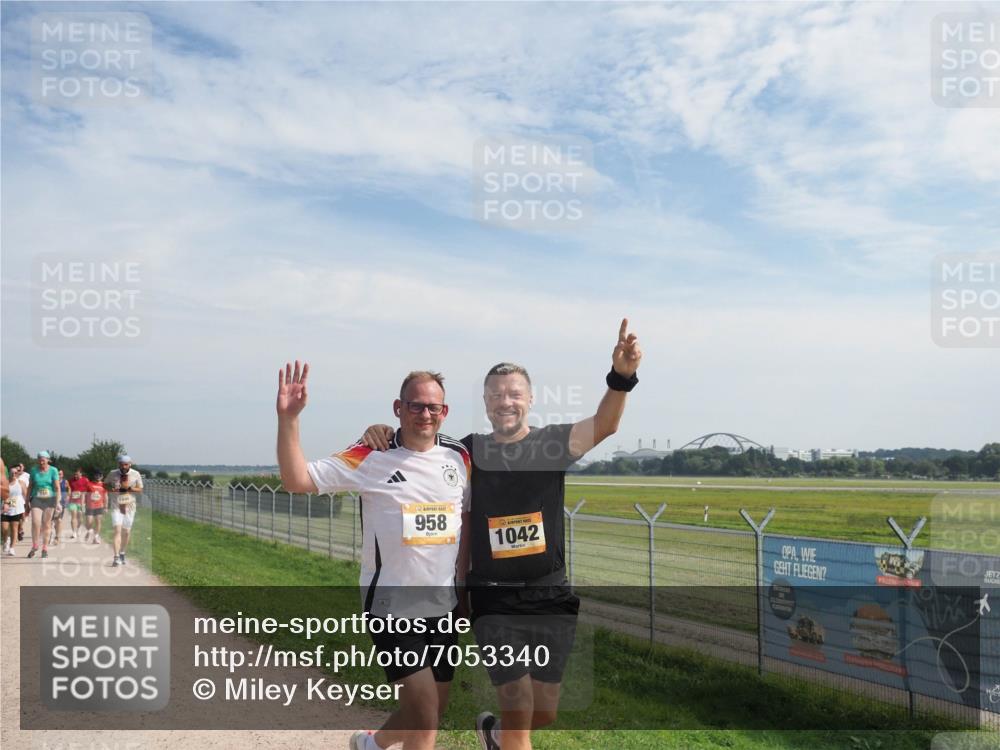 08.09.2024 - Airport Race Miley Keyser http://msf.ph/oto/7053340 08.09.2024 12:38:55 Laufen 958, 1042 meine-sportfotos.de