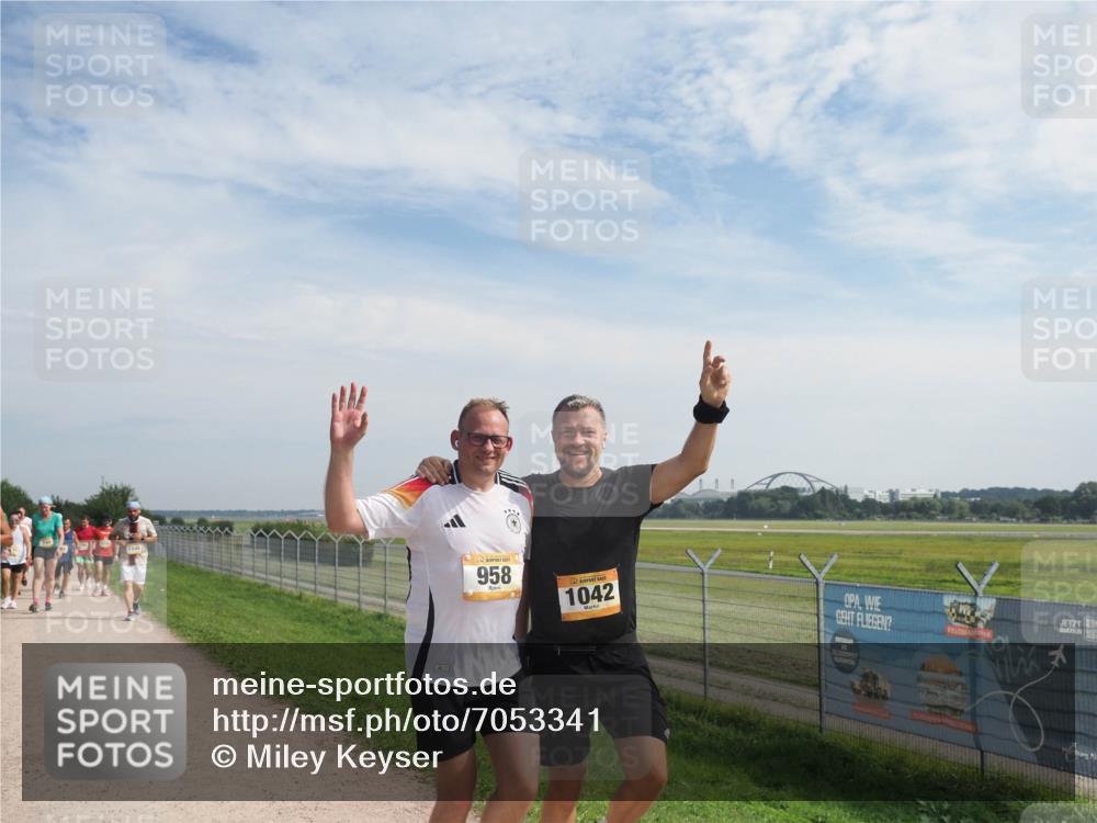 08.09.2024 - Airport Race Miley Keyser http://msf.ph/oto/7053341 08.09.2024 12:38:55 Laufen 958, 1042, 39 meine-sportfotos.de