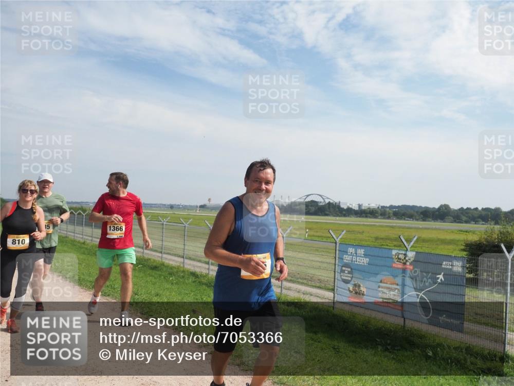 08.09.2024 - Airport Race Miley Keyser http://msf.ph/oto/7053366 08.09.2024 12:39:04 Laufen 810, 15, 1366 meine-sportfotos.de