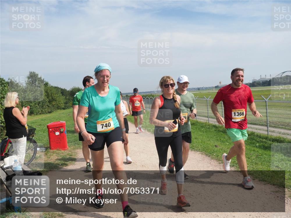 08.09.2024 - Airport Race Miley Keyser http://msf.ph/oto/7053371 08.09.2024 12:39:05 Laufen 740, 1248, 5, 1366, 1366 meine-sportfotos.de