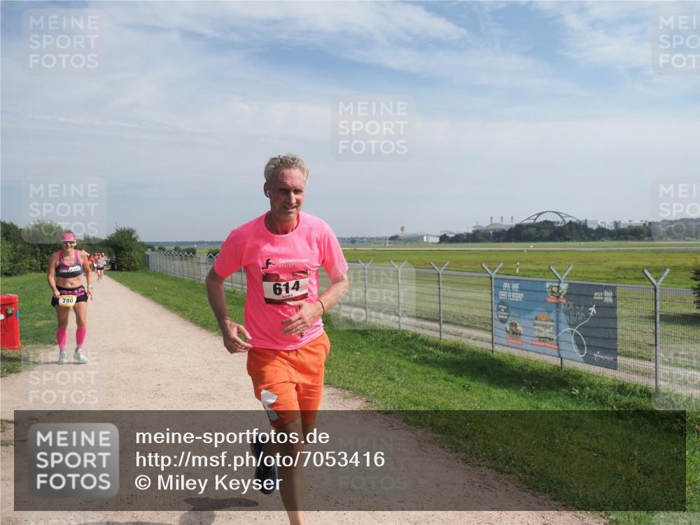 08.09.2024 - Airport Race Miley Keyser http://msf.ph/oto/7053416 08.09.2024 12:39:17 Laufen 780, 614 meine-sportfotos.de