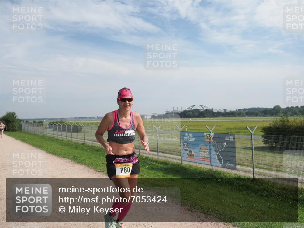 08.09.2024 - Airport Race Miley Keyser http://msf.ph/oto/7053424 08.09.2024 12:39:19 Laufen 780 meine-sportfotos.de