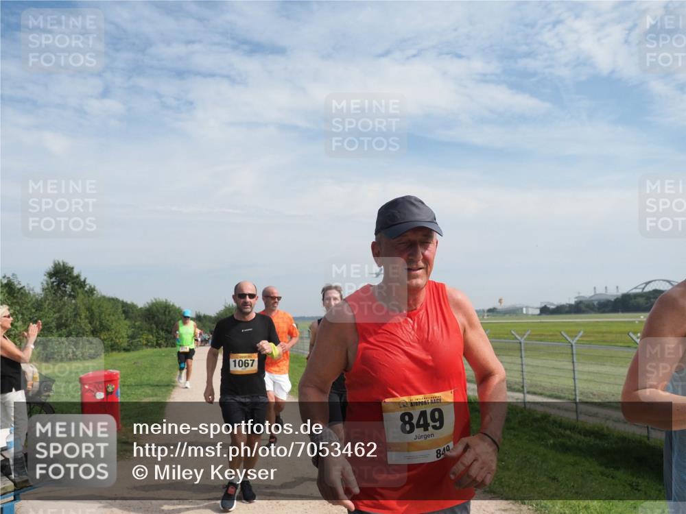 08.09.2024 - Airport Race Miley Keyser http://msf.ph/oto/7053462 08.09.2024 12:39:38 Laufen 1067, 849, 840 meine-sportfotos.de