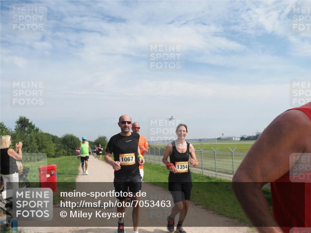 08.09.2024 - Airport Race Miley Keyser http://msf.ph/oto/7053463 08.09.2024 12:39:39 Laufen 1067, 1354 meine-sportfotos.de