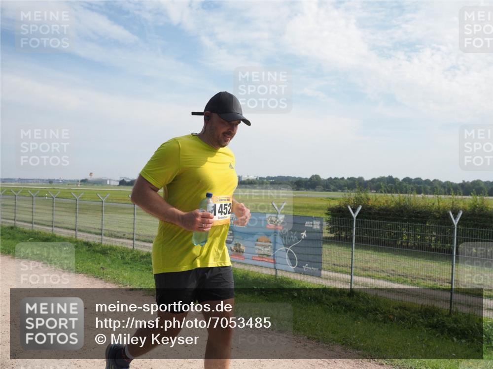 08.09.2024 - Airport Race Miley Keyser http://msf.ph/oto/7053485 08.09.2024 12:39:47 Laufen 1452 meine-sportfotos.de