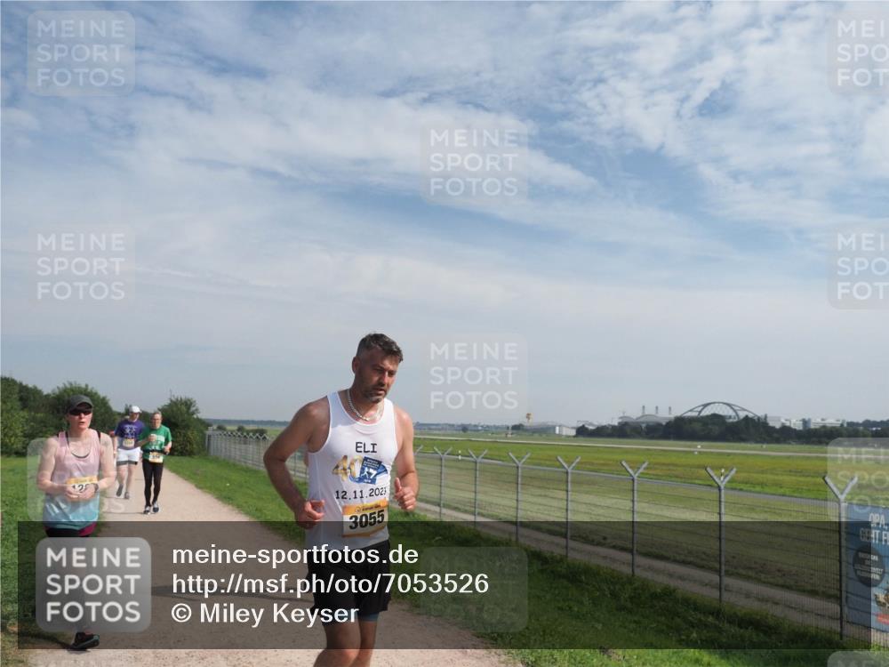 08.09.2024 - Airport Race Miley Keyser http://msf.ph/oto/7053526 08.09.2024 12:40:17 Laufen 12, 11, 2023, 3055 meine-sportfotos.de