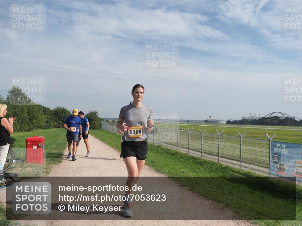 08.09.2024 - Airport Race Miley Keyser http://msf.ph/oto/7053623 08.09.2024 12:41:08 Laufen 36, 1108 meine-sportfotos.de