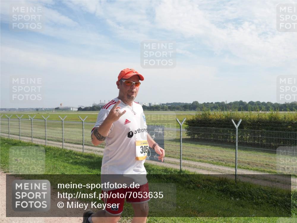 08.09.2024 - Airport Race Miley Keyser http://msf.ph/oto/7053635 08.09.2024 12:41:12 Laufen 305 meine-sportfotos.de