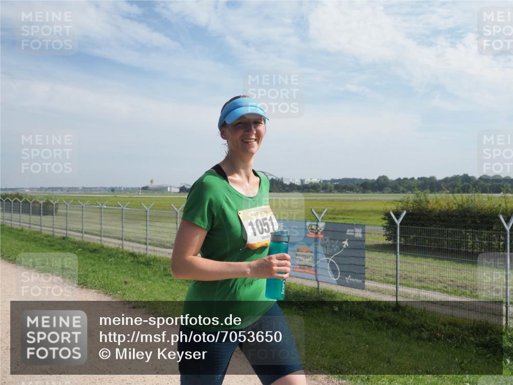 08.09.2024 - Airport Race Miley Keyser http://msf.ph/oto/7053650 08.09.2024 12:41:20 Laufen 1051 meine-sportfotos.de
