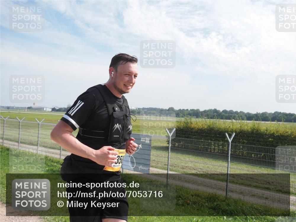 08.09.2024 - Airport Race Miley Keyser http://msf.ph/oto/7053716 08.09.2024 12:42:10 Laufen 35 meine-sportfotos.de