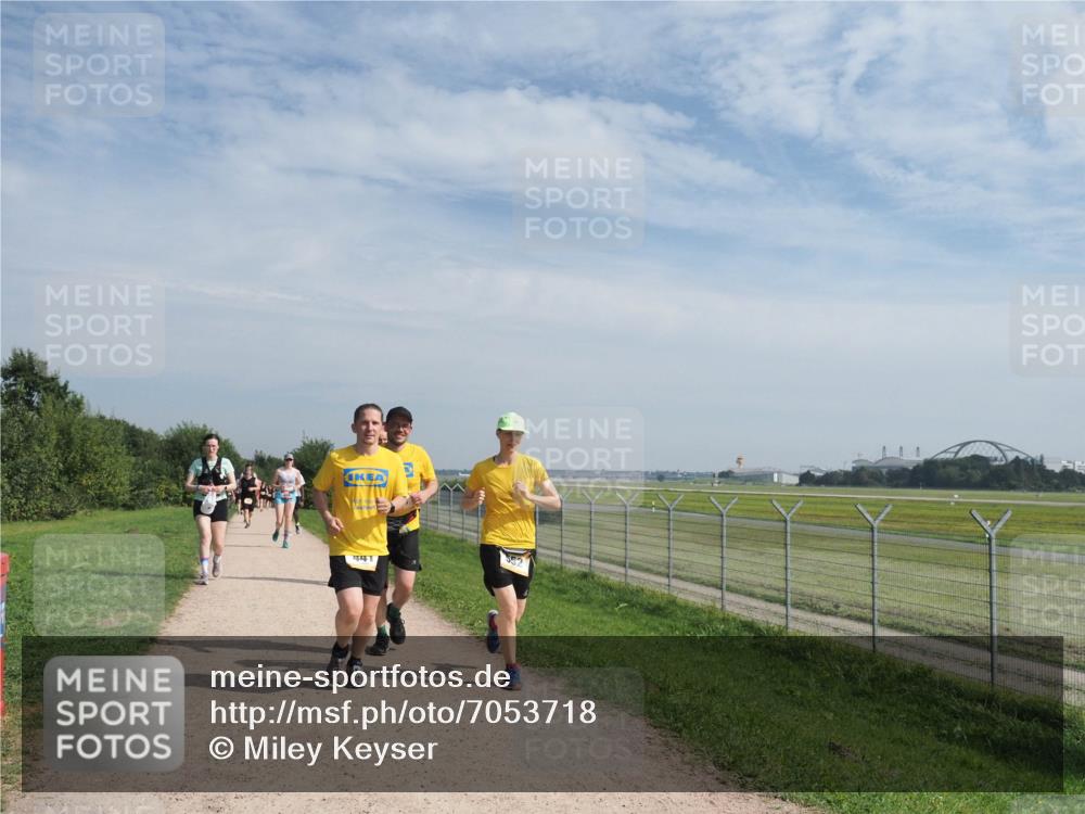 08.09.2024 - Airport Race Miley Keyser http://msf.ph/oto/7053718 08.09.2024 12:42:16 Laufen 447, 552 meine-sportfotos.de