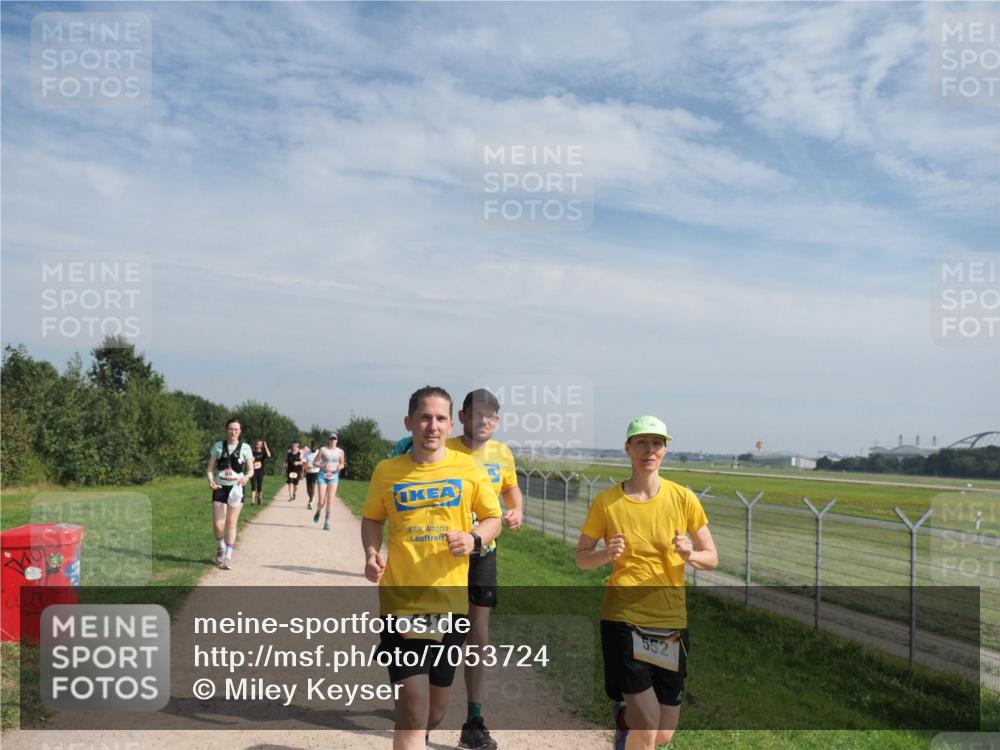 08.09.2024 - Airport Race Miley Keyser http://msf.ph/oto/7053724 08.09.2024 12:42:18 Laufen 441, 552 meine-sportfotos.de