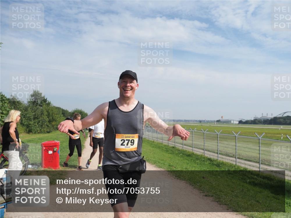 08.09.2024 - Airport Race Miley Keyser http://msf.ph/oto/7053755 08.09.2024 12:42:32 Laufen 701, 279 meine-sportfotos.de