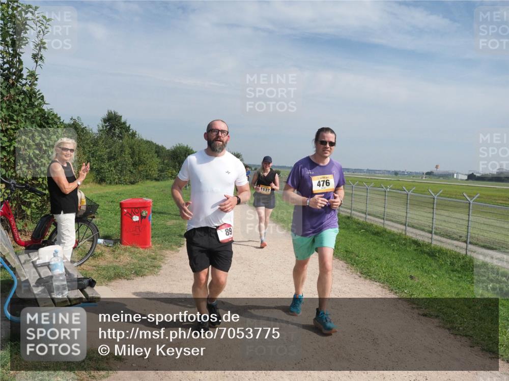 08.09.2024 - Airport Race Miley Keyser http://msf.ph/oto/7053775 08.09.2024 12:42:43 Laufen 89, 1137, 476 meine-sportfotos.de