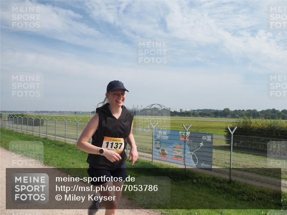 08.09.2024 - Airport Race Miley Keyser http://msf.ph/oto/7053786 08.09.2024 12:42:46 Laufen 1137 meine-sportfotos.de