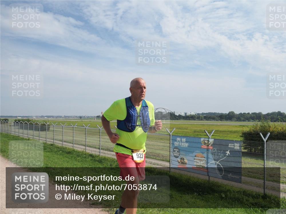 08.09.2024 - Airport Race Miley Keyser http://msf.ph/oto/7053874 08.09.2024 12:43:26 Laufen 923 meine-sportfotos.de