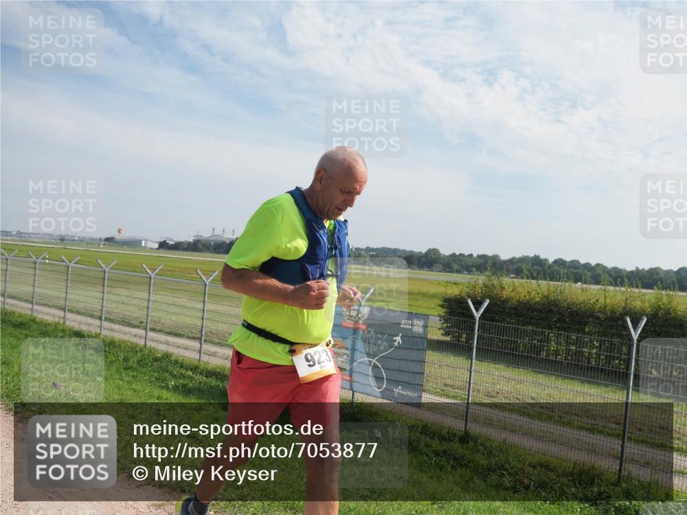 08.09.2024 - Airport Race Miley Keyser http://msf.ph/oto/7053877 08.09.2024 12:43:26 Laufen 923 meine-sportfotos.de