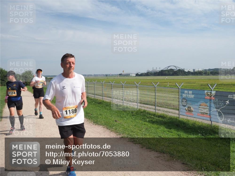 08.09.2024 - Airport Race Miley Keyser http://msf.ph/oto/7053880 08.09.2024 12:43:29 Laufen 1118, 294, 1189 meine-sportfotos.de