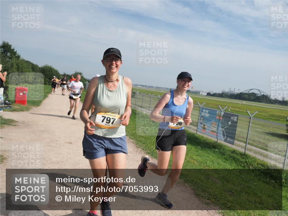 08.09.2024 - Airport Race Miley Keyser http://msf.ph/oto/7053993 08.09.2024 12:44:31 Laufen 797 meine-sportfotos.de