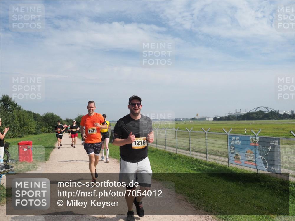 08.09.2024 - Airport Race Miley Keyser http://msf.ph/oto/7054012 08.09.2024 12:44:44 Laufen 1121, 1216 meine-sportfotos.de