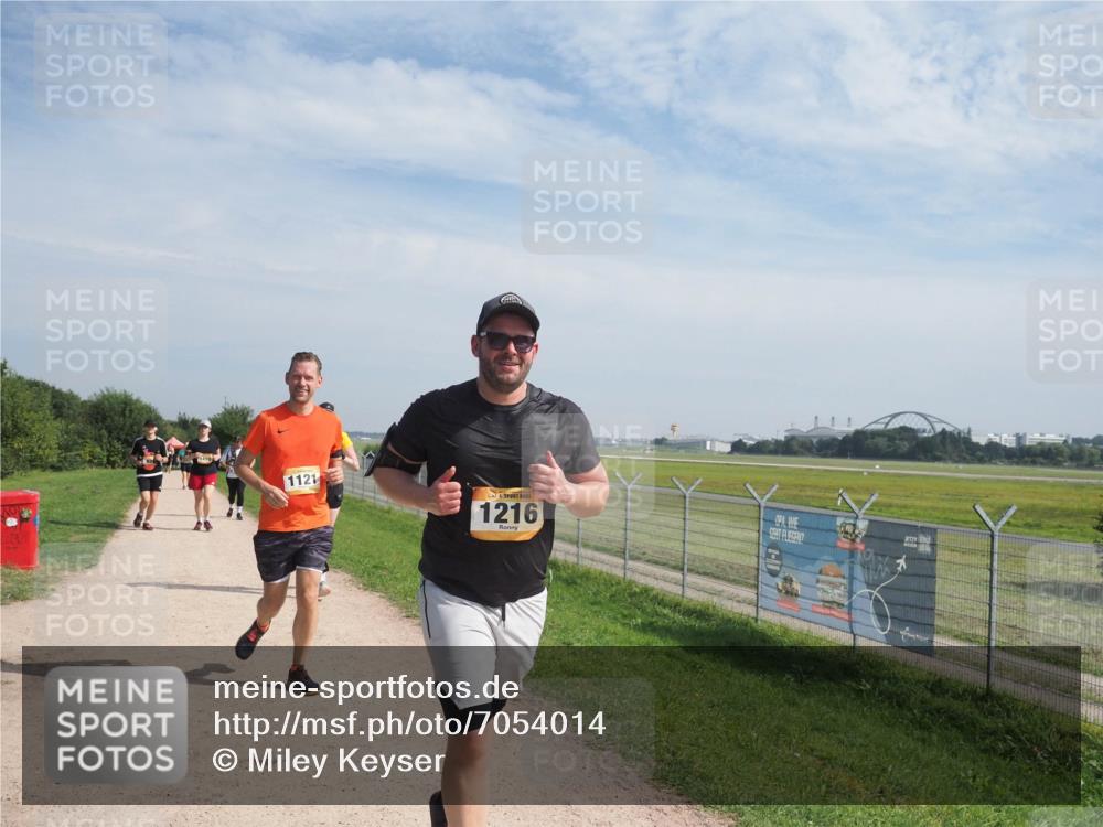 08.09.2024 - Airport Race Miley Keyser http://msf.ph/oto/7054014 08.09.2024 12:44:44 Laufen 1490, 1121, 1216 meine-sportfotos.de