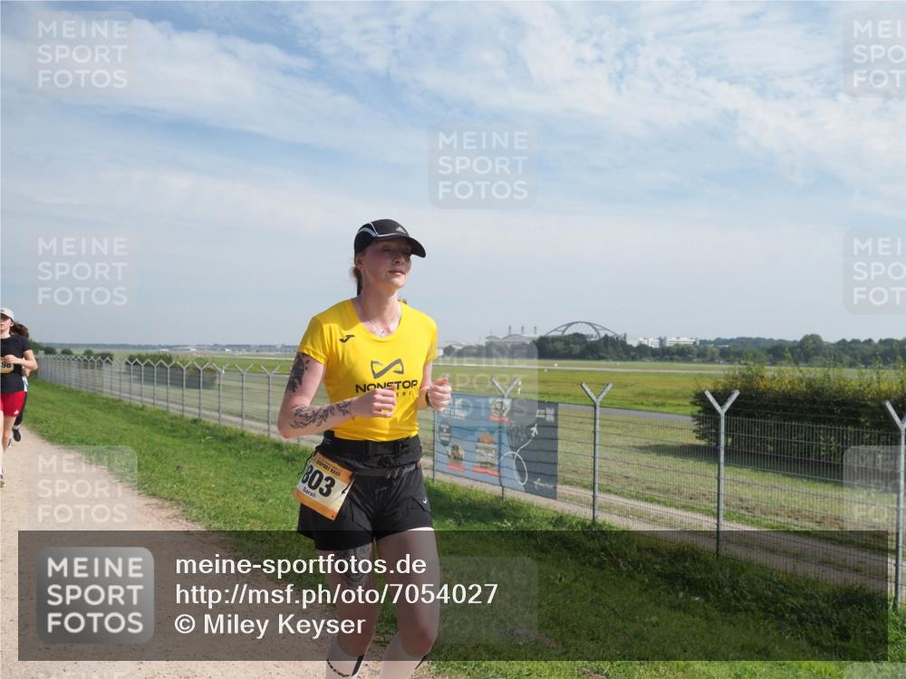 08.09.2024 - Airport Race Miley Keyser http://msf.ph/oto/7054027 08.09.2024 12:44:47 Laufen 98, 803 meine-sportfotos.de