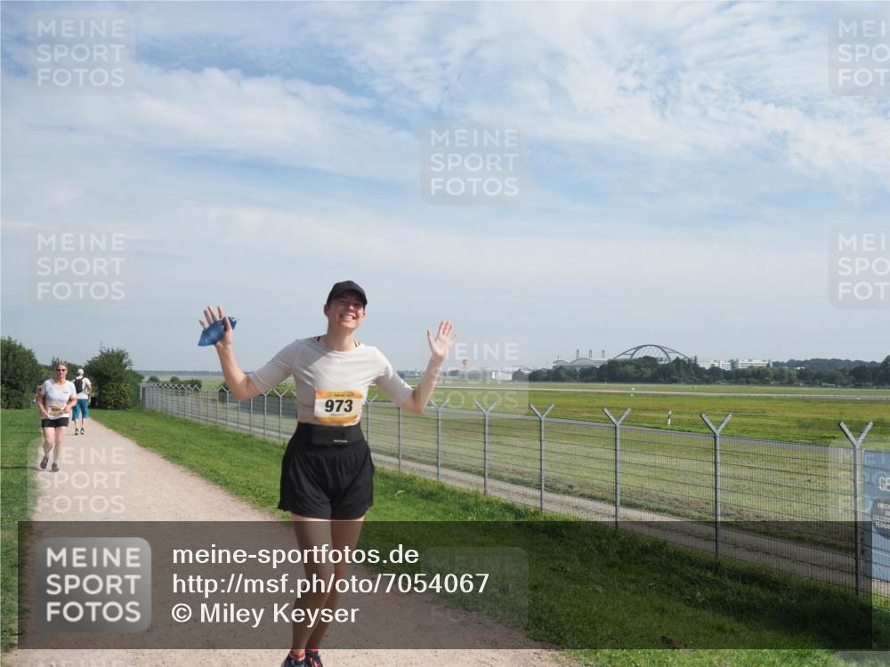 08.09.2024 - Airport Race Miley Keyser http://msf.ph/oto/7054067 08.09.2024 12:45:14 Laufen 973, 900 meine-sportfotos.de