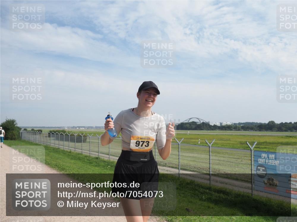 08.09.2024 - Airport Race Miley Keyser http://msf.ph/oto/7054073 08.09.2024 12:45:14 Laufen 973 meine-sportfotos.de